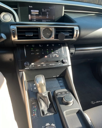 Lexus IS cena 65000 przebieg: 66000, rok produkcji 2014 z Ostróda małe 29